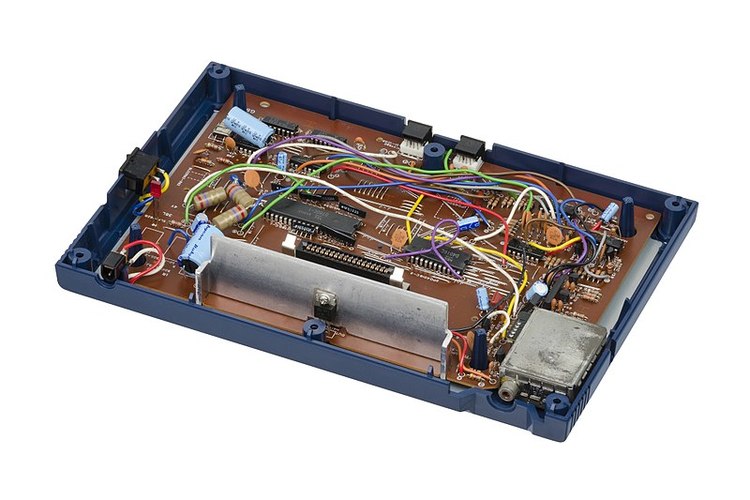 Casio PV 1000 Console Inside 00