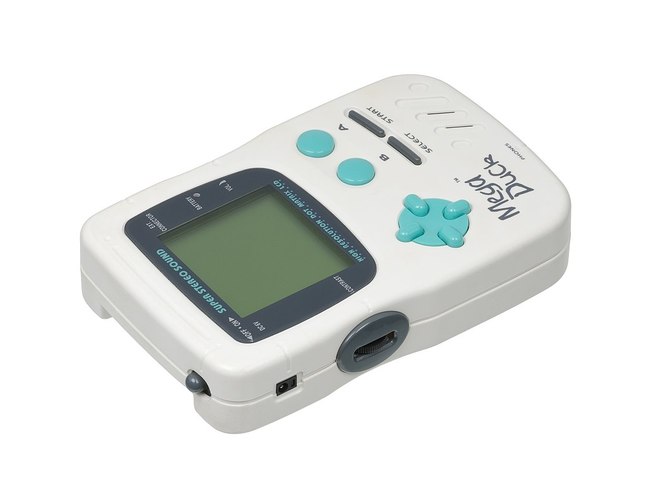 Mega Duck Handheld 02