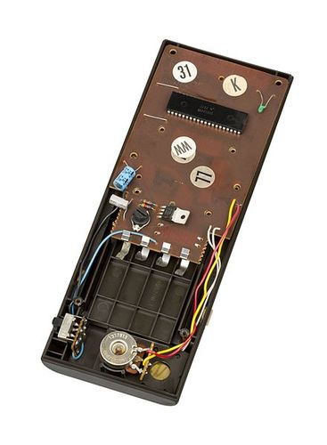 Milton Bradley Microvision Casing Open 04